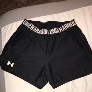 Size Small Under Armour shorts